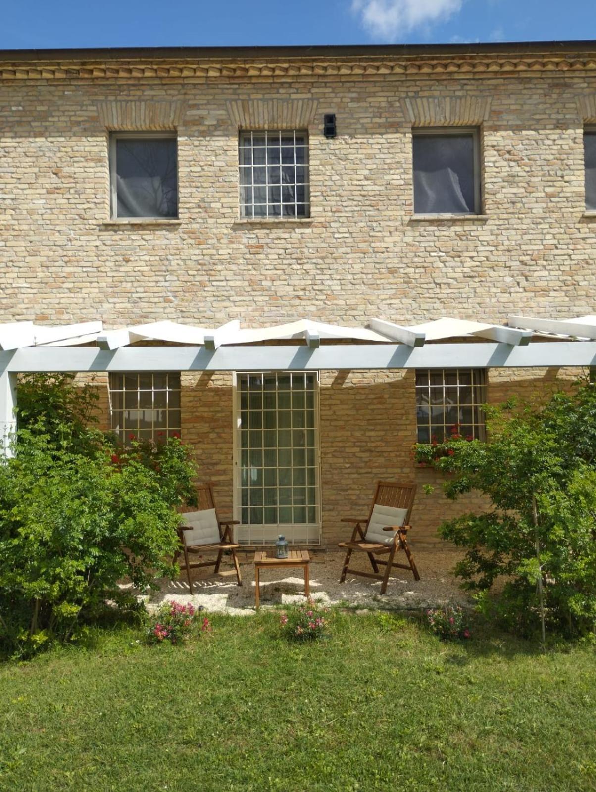 Il Giardino Nella Valle Belvedere Ostrense Phòng bức ảnh